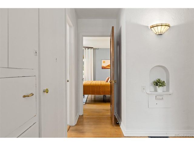 2315 Jasmine St, Denver, CO 80207