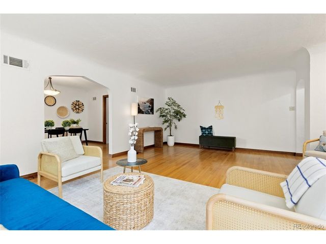 2315 Jasmine St, Denver, CO 80207