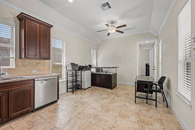 9615 Slumbering Willow Lane, Richmond, TX 77406