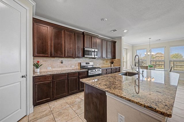 9615 Slumbering Willow Lane, Richmond, TX 77406