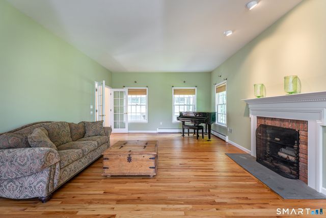 37 Woodruff Lane, Cornwall, CT 06796