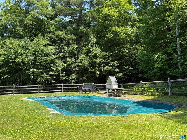 37 Woodruff Lane, Cornwall, CT 06796