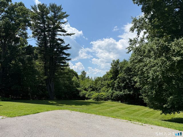 37 Woodruff Lane, Cornwall, CT 06796