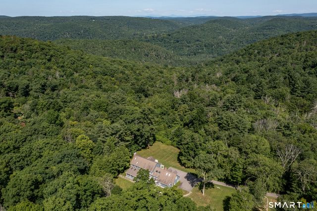 37 Woodruff Lane, Cornwall, CT 06796