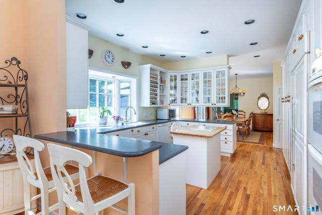 37 Woodruff Lane, Cornwall, CT 06796