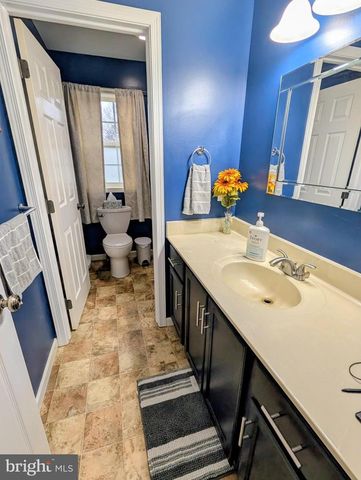 5785 BURKEY RD, Gap, PA 17527