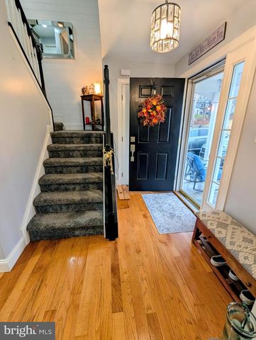 5785 BURKEY RD, Gap, PA 17527
