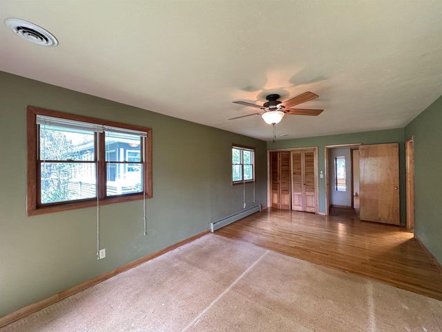534 DEMAREST STREET, Waupaca, WI 54981