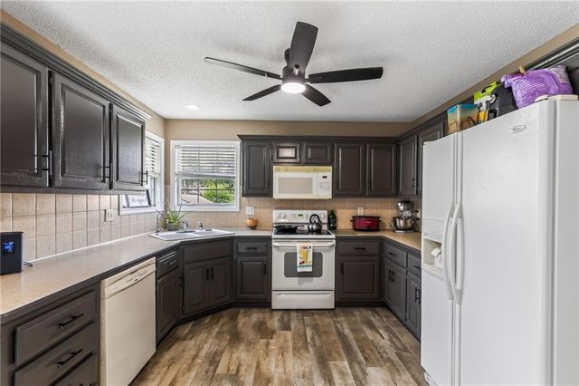 303 Crystal Drive, Belton, MO 64012