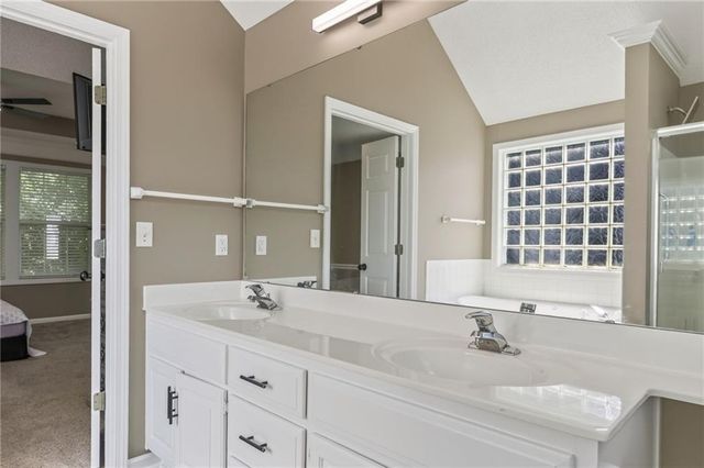 303 Crystal Drive, Belton, MO 64012