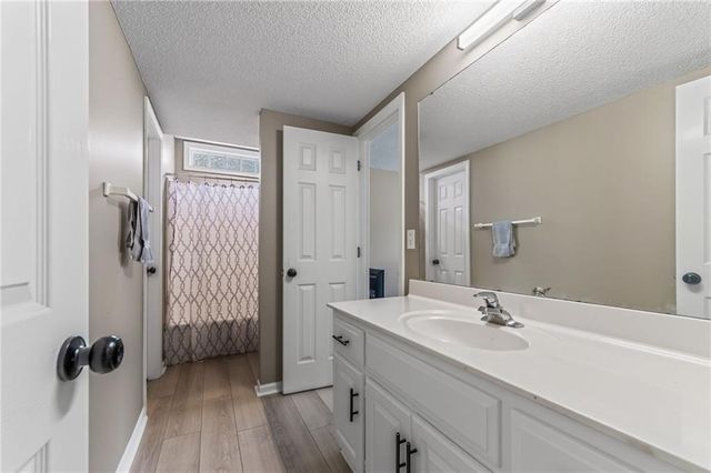 303 Crystal Drive, Belton, MO 64012