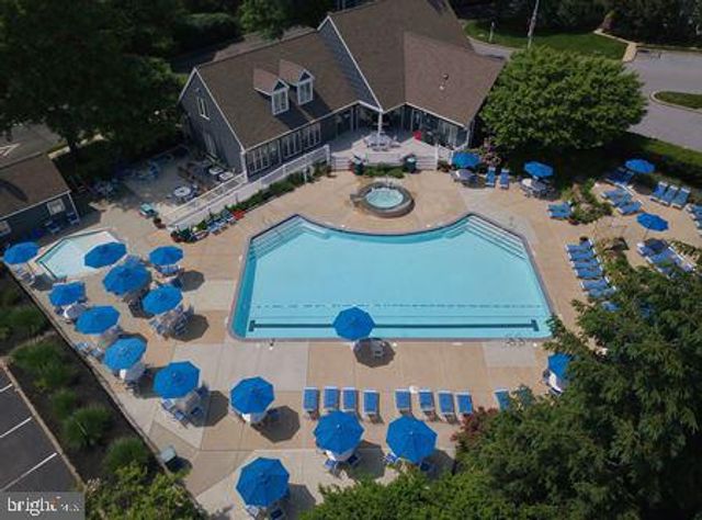 113 WHISTLING SWAN LN, Downingtown, PA 19335