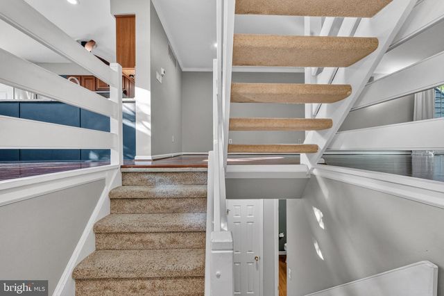113 WHISTLING SWAN LN, Downingtown, PA 19335