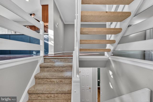 113 WHISTLING SWAN LN, Downingtown, PA 19335
