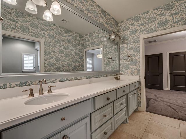 14004 Lago Strada, Oklahoma City, OK 73170