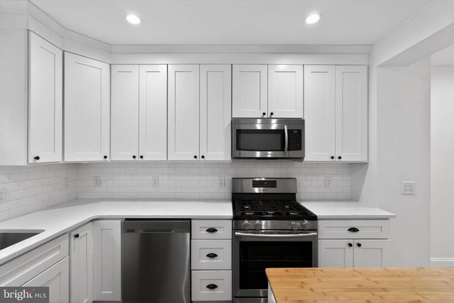 3040 MERCER ST, Philadelphia, PA 19134