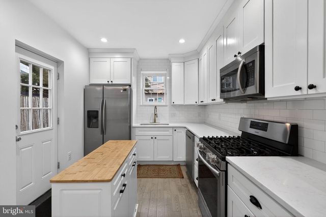 3040 MERCER ST, Philadelphia, PA 19134