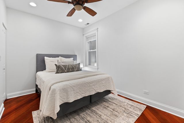 2702 W CORTLAND Avenue 2, Chicago, IL 60647