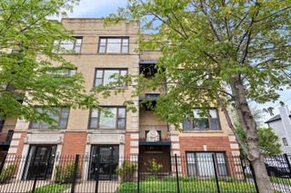 2702 W CORTLAND Avenue 2, Chicago, IL 60647