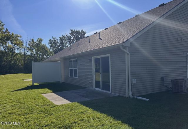 10610 River Oaks Drive, Perrysburg, OH 43551