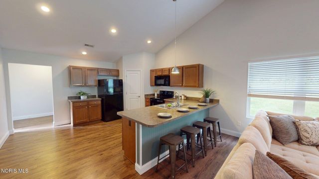 10610 River Oaks Drive, Perrysburg, OH 43551