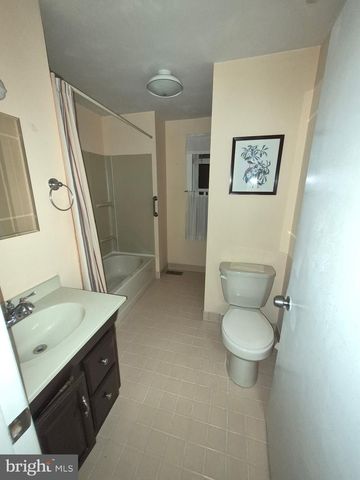 381 STEWART AVE, Jenkintown, PA 19046