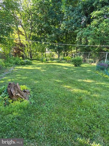 381 STEWART AVE, Jenkintown, PA 19046