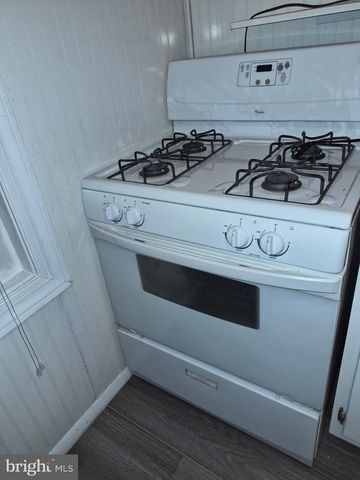 381 STEWART AVE, Jenkintown, PA 19046