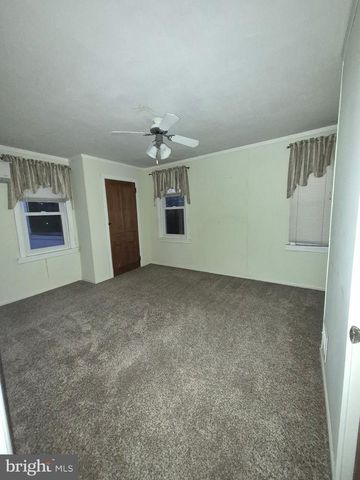 381 STEWART AVE, Jenkintown, PA 19046