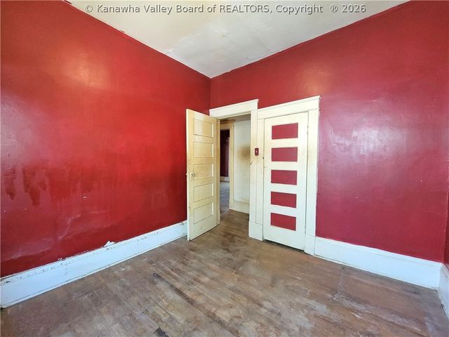 859 Anaconda Avenue, Charleston, WV 25302