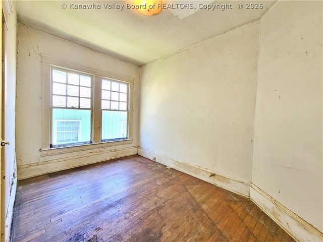 859 Anaconda Avenue, Charleston, WV 25302