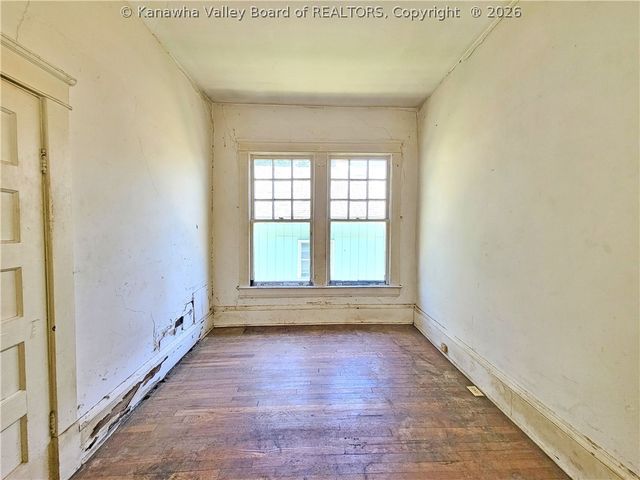 859 Anaconda Avenue, Charleston, WV 25302