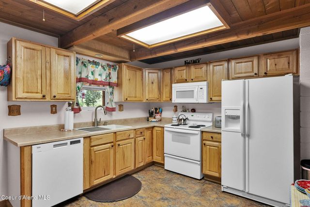 24805 N Cedar Mountain RD, Athol, ID 83801