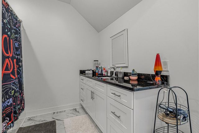 3729 Riviera Dr, Jonesboro, AR 72404