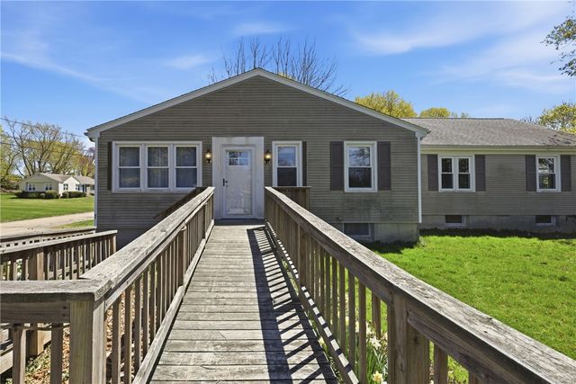 3 Wabasso Terrace, Middletown, RI 02842