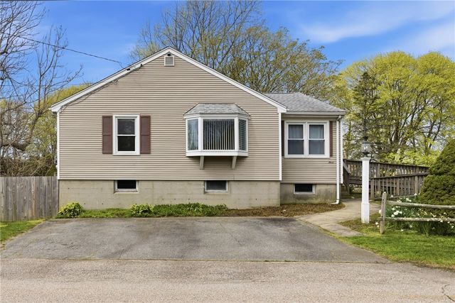 3 Wabasso Terrace, Middletown, RI 02842