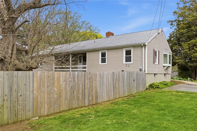 3 Wabasso Terrace, Middletown, RI 02842