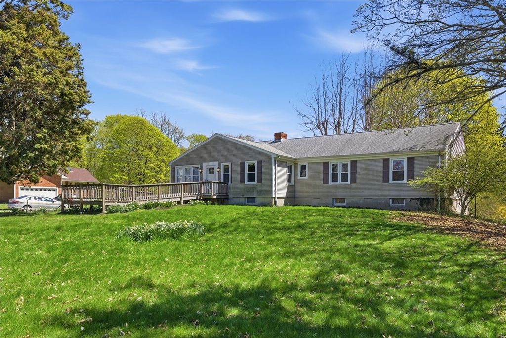 3 Wabasso Terrace, Middletown, RI 02842