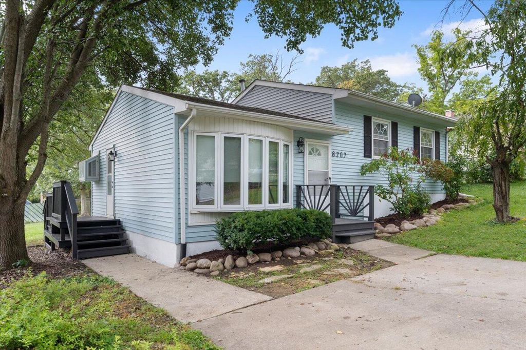 8207 W 127th Avenue, Cedar Lake, IN 46303