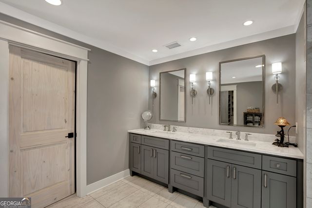 223 Rising Star Road, Fayetteville, GA 30215