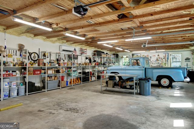 223 Rising Star Road, Fayetteville, GA 30215