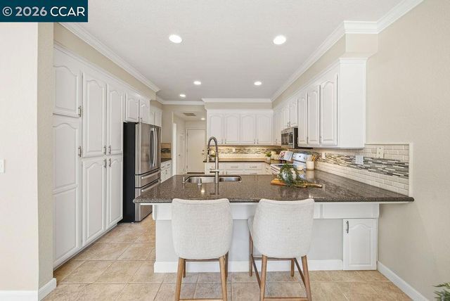 334 Saclan Ter, Clayton, CA 94517