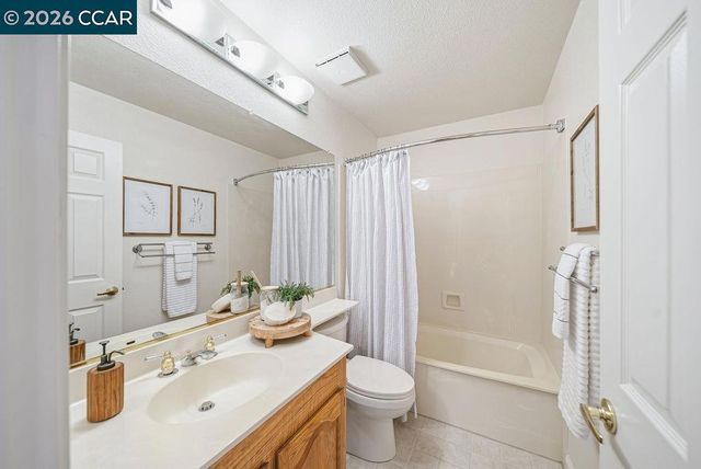 334 Saclan Ter, Clayton, CA 94517