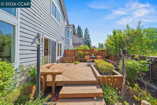 334 Saclan Ter, Clayton, CA 94517