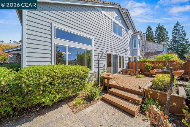 334 Saclan Ter, Clayton, CA 94517