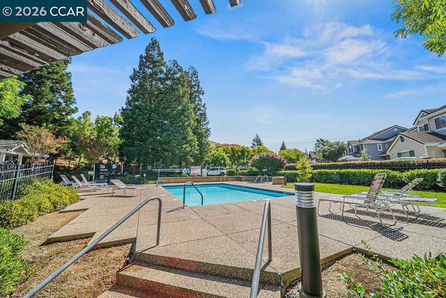 334 Saclan Ter, Clayton, CA 94517