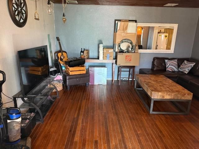 1044 Bethany Ave, Turlock, CA 95380