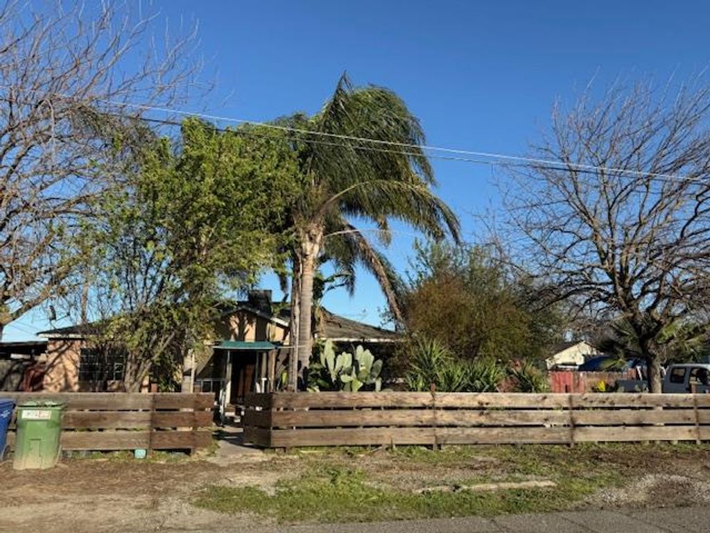 1044 Bethany Ave, Turlock, CA 95380