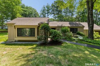 1008 Heritage Village A, Southbury, CT 06488
