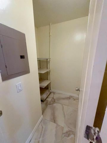 9109 W HILLSBOROUGH AVENUE J109, Tampa, FL 33615